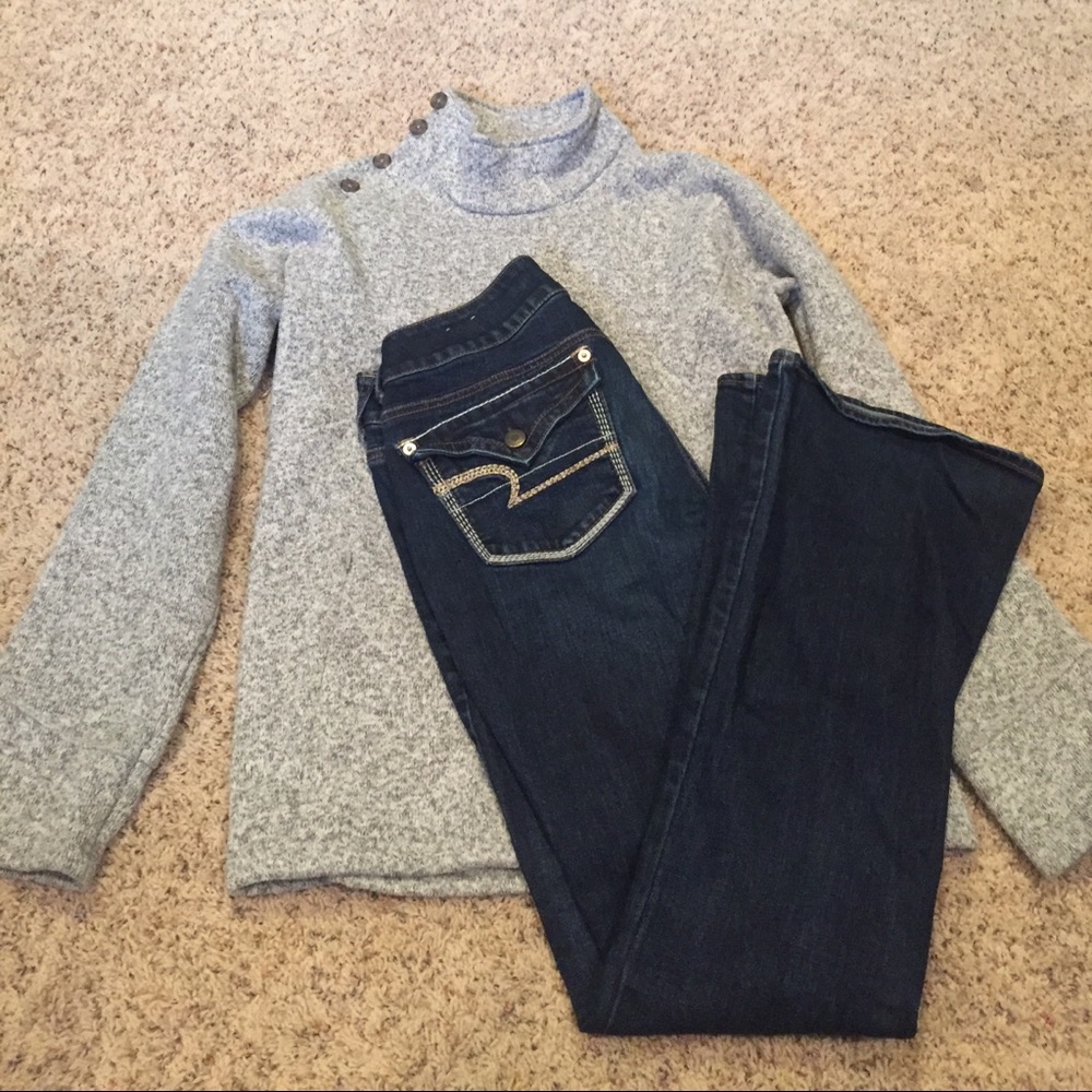 American Eagle boot cut jeans!